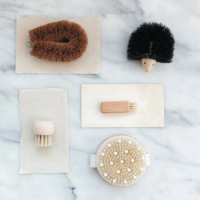 cherry wood body brush
