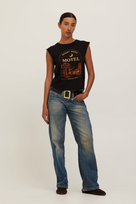 desert moon motel tank
