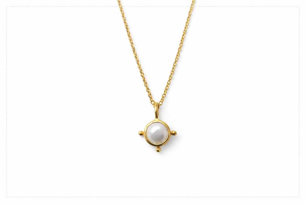 compass style pearl pendant necklace