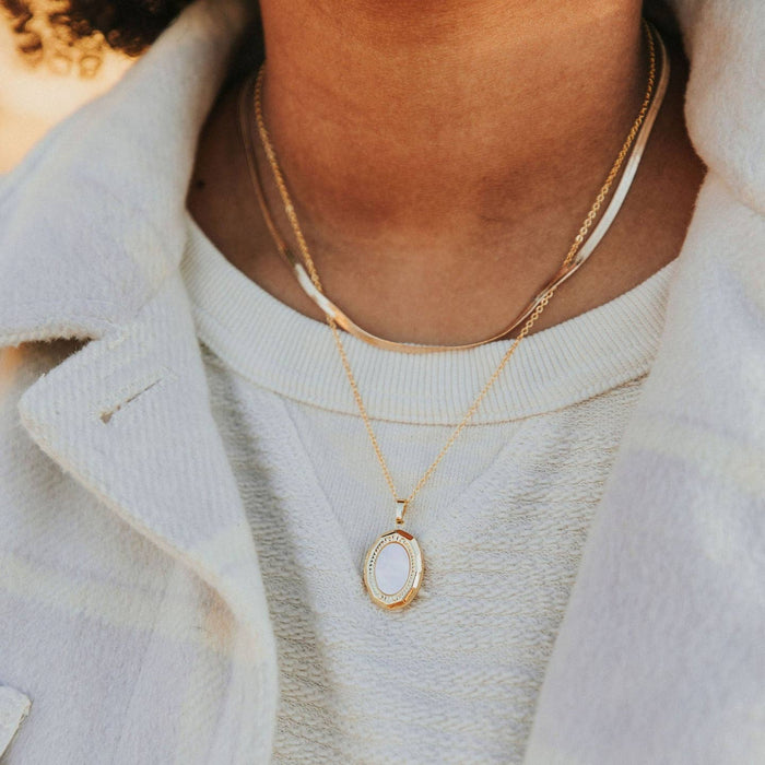 isabelle locket necklace