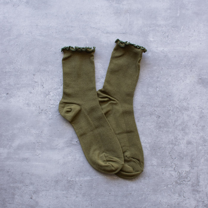 wednesday ruffle socks - olive