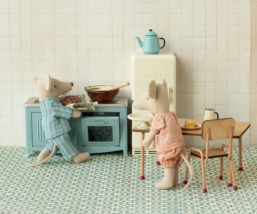 maileg kitchen, blue