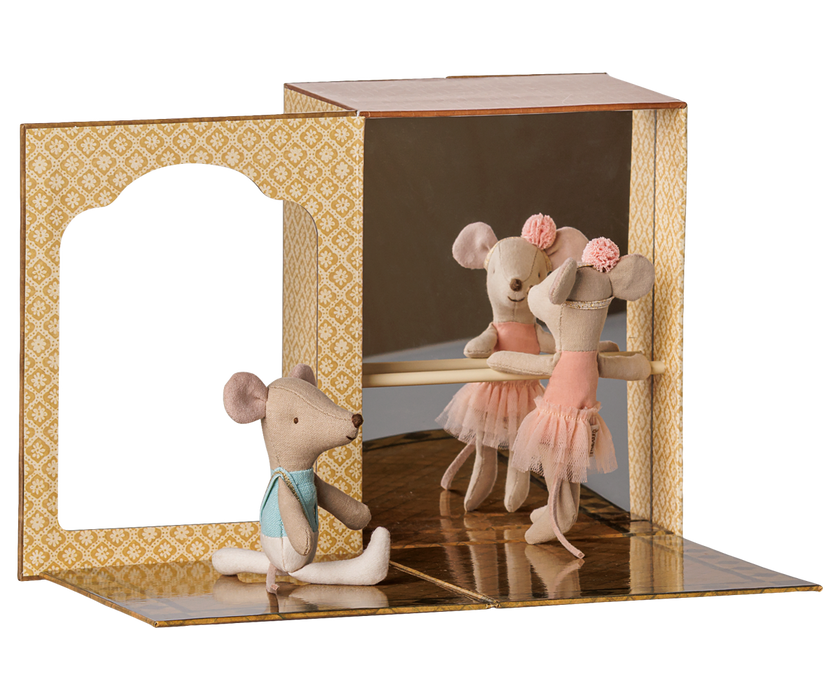 maileg ballet mice in dance studio