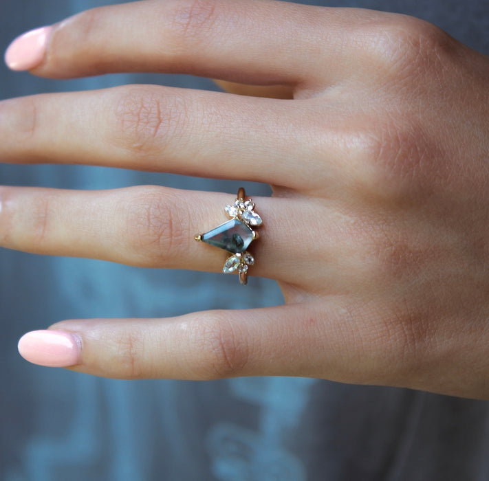 Emeliene Moss Agate Ring