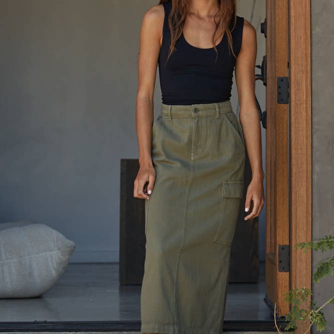 White Double Layered Seamless Tank/ black